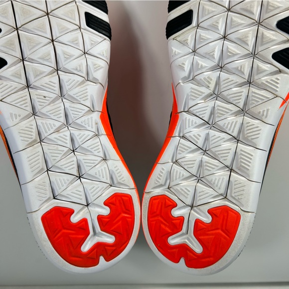 Nike Free TR 6 Running Shoes Orange Black  Athletic 833424-004; Women’s Size 7.5 - Picture 14 of 15